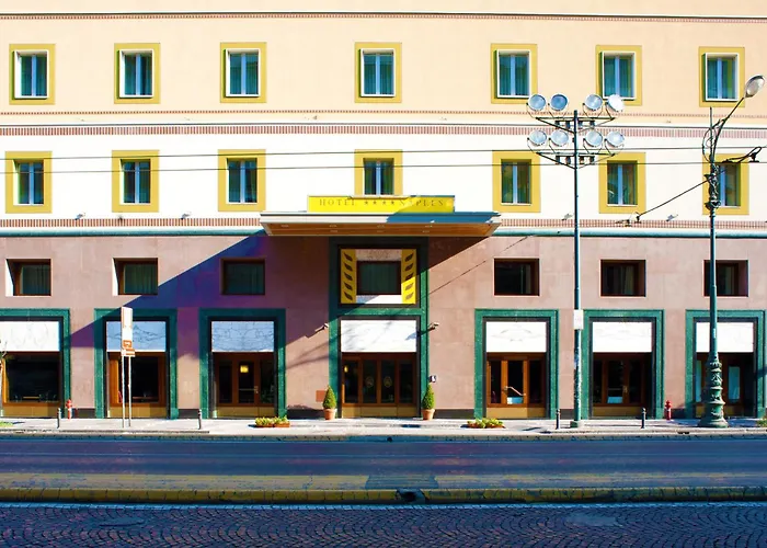 Hotel Naples Szálloda