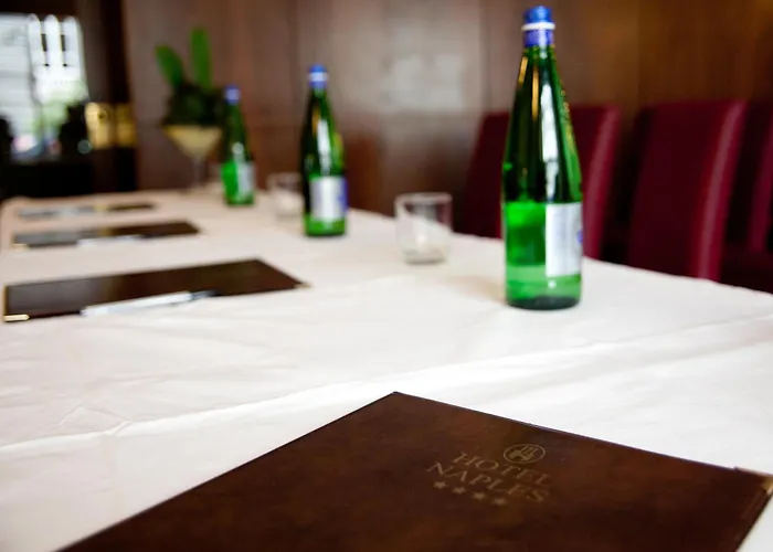 Hotel Naples 4*