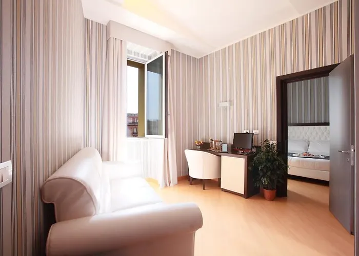 Hotel Naples 4* Nápoly