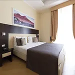 酒店 那不勒斯酒店 4*
