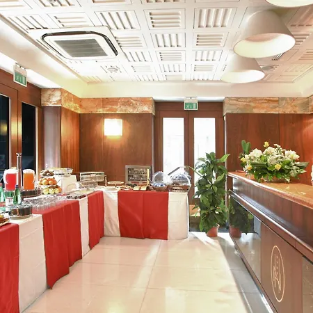 فندق Hotel Naples