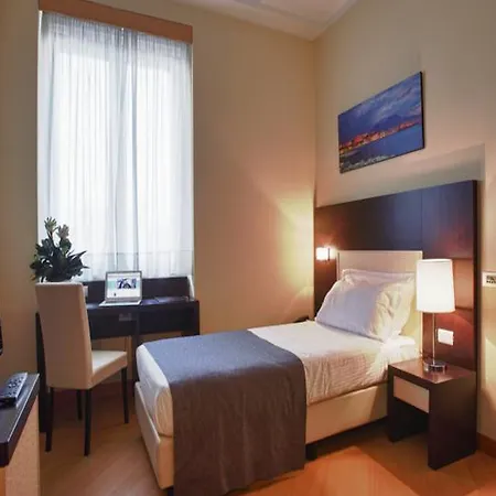 Hotel Naples