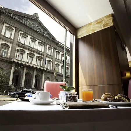 Hotel Naples