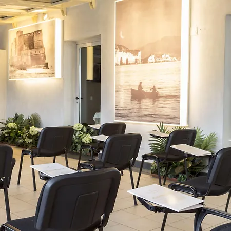 Hotel Naples فندق نابولي