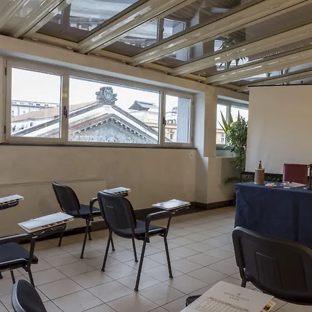 Hotel Naples 4*
