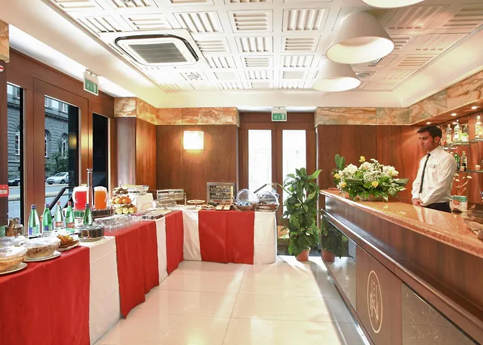 Отель Hotel Naples