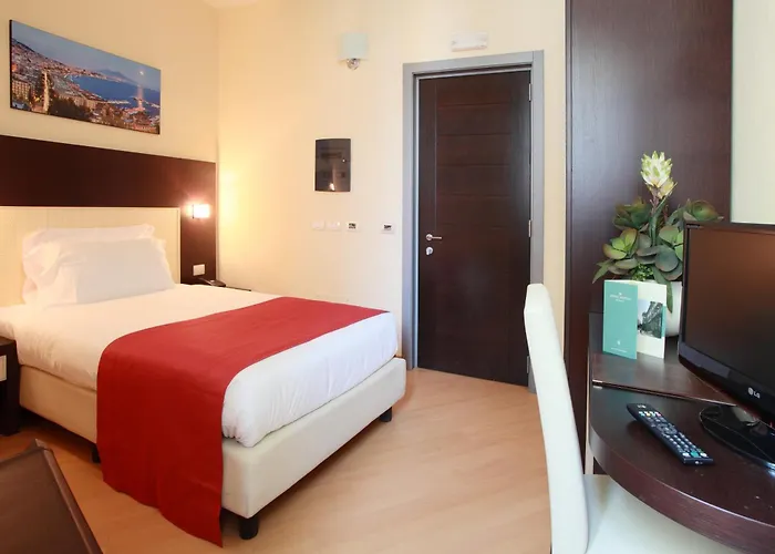 Hotel Naples