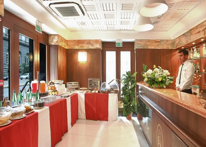 Отель Hotel Naples
