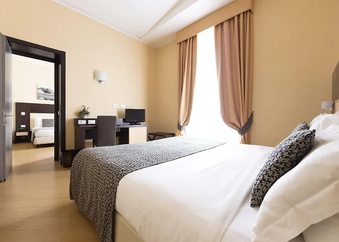 Отель Hotel Naples Неаполь