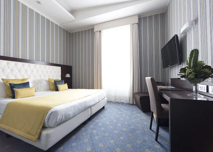 Отель Hotel Naples Неаполь