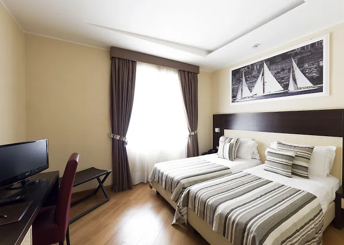 Hotel Naples Отель Неаполь