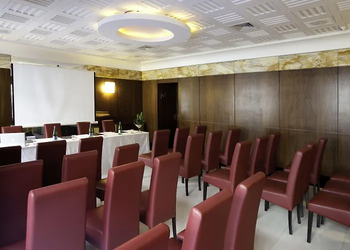 Отель Hotel Naples Неаполь