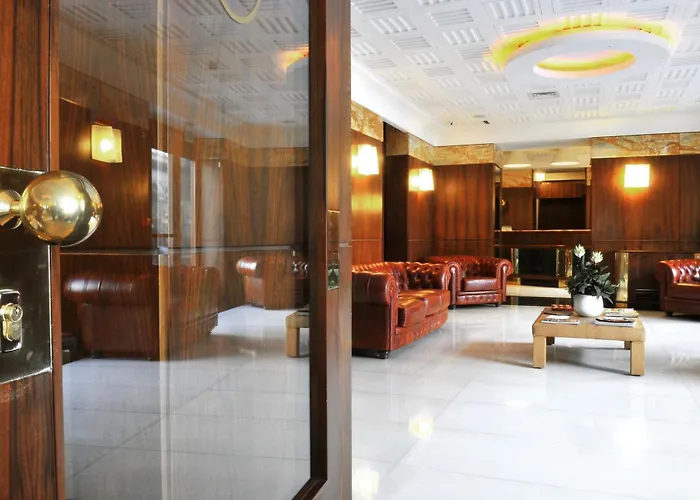 Отель Hotel Naples Неаполь