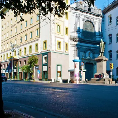 Hotel Naples 4*