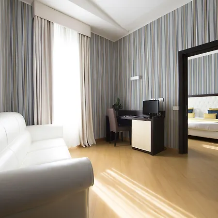 Hotel Hotel Naples 4*